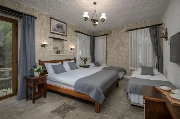 Aile Suiti, Bahçe Manzaralı, Balkonlu