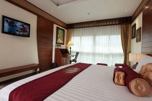 Deluxe Tek Büyük Yataklı Oda