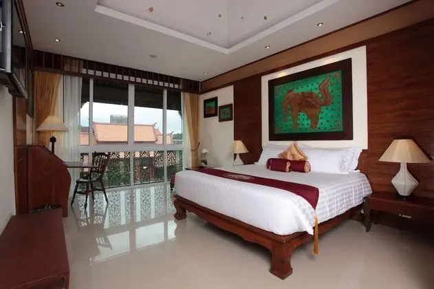 Deluxe Tek Büyük Yataklı Oda