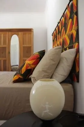 Deluxe Tek Büyük Yataklı Oda, Banyolu/Duşlu, Havuz Manzaralı (Room1)