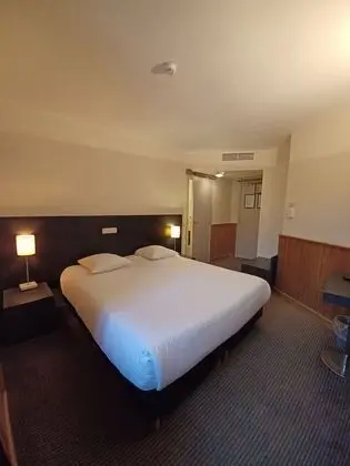 Comfort Tek Büyük veya İki Ayrı Yataklı Oda