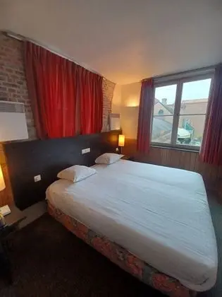 Comfort Tek Büyük veya İki Ayrı Yataklı Oda