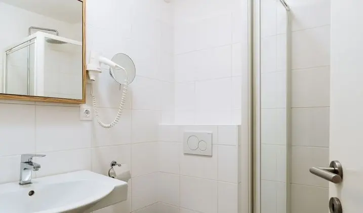 Basic Tek Kişilik Oda, Balkon, Dağ Manzaralı