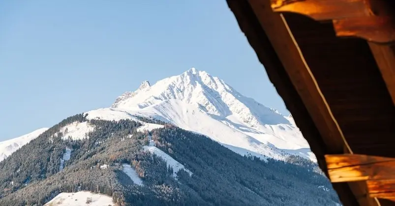 Dört Kişilik Oda, Balkon, Dağ Manzaralı