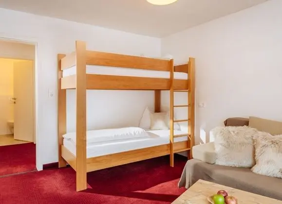 Family Oda, 2 Yatak Odası, Balkon, Dağ Manzaralı