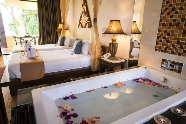 Deluxe Seaview