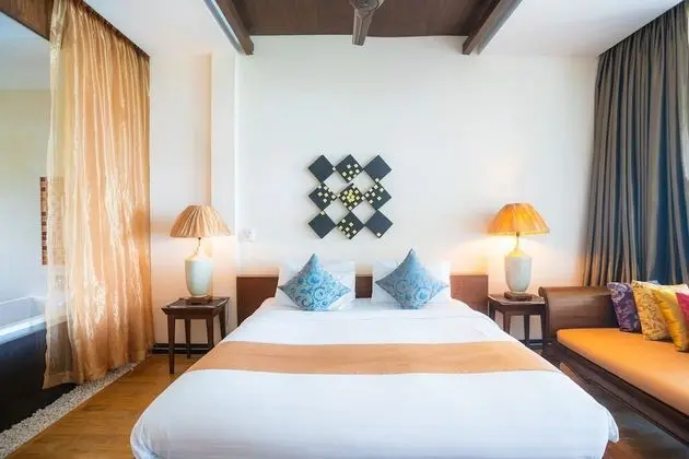 Deluxe Seaview