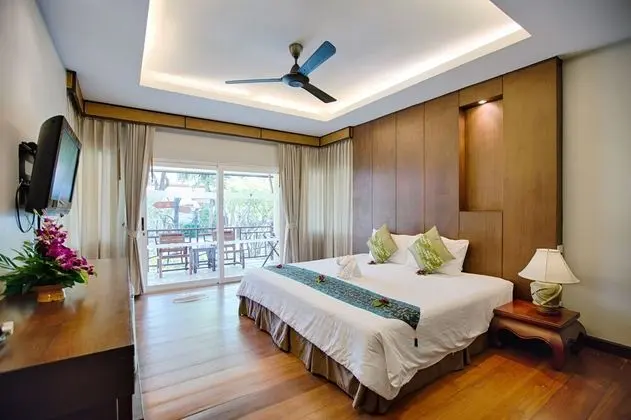 Deluxe Bungalow