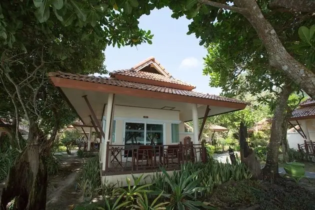 Deluxe Bungalow