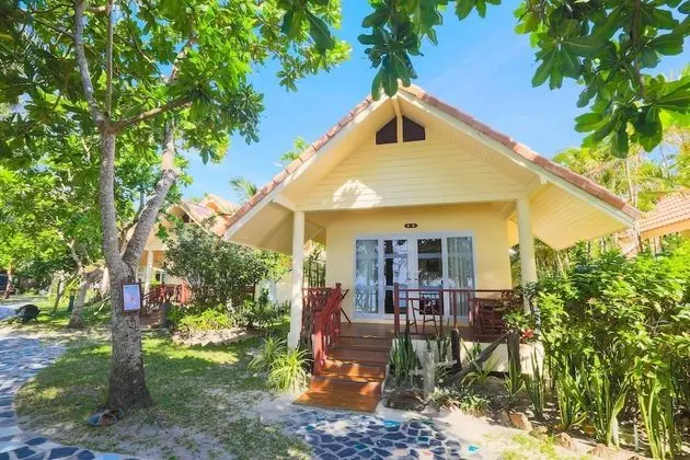 Superior Beach Front Bungalow