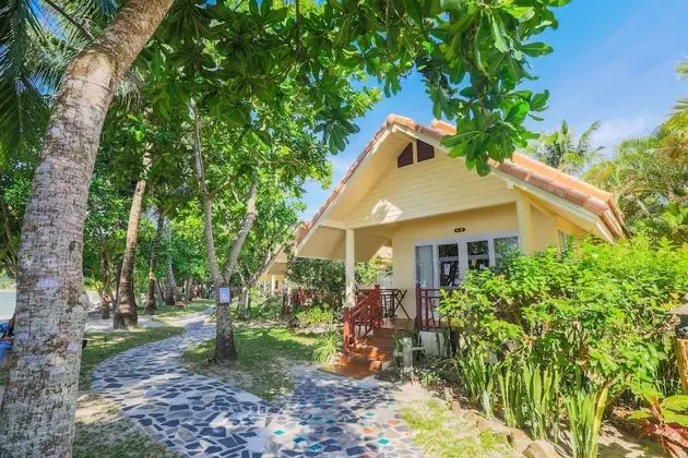 Superior Beach Front Bungalow
