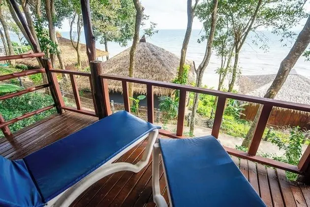 Teakwood House, Sea View
