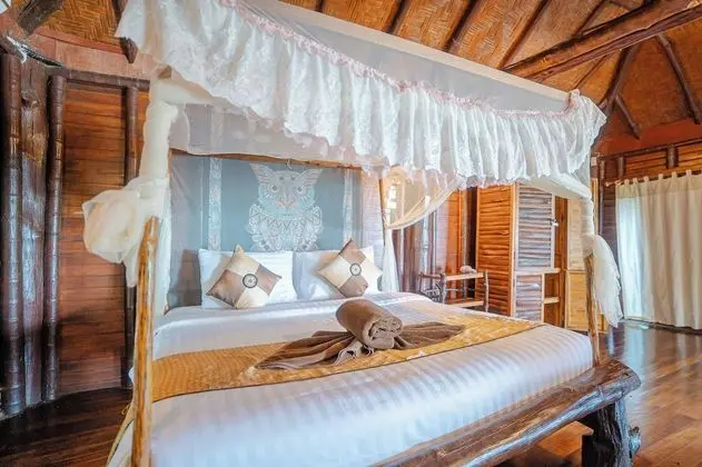Teakwood Villa, Sea View