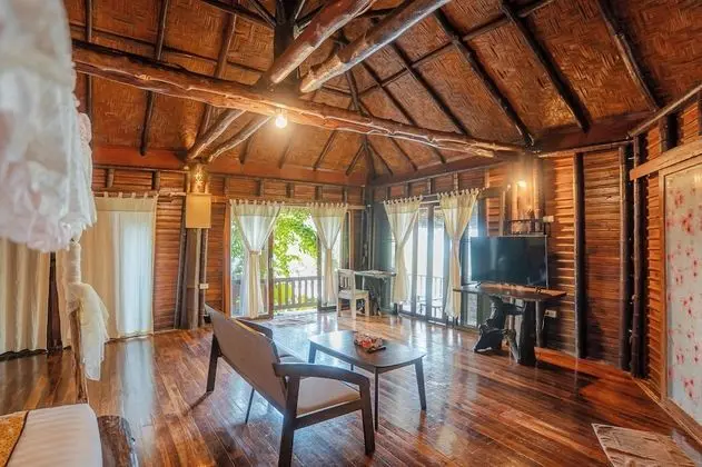 Teakwood Villa, Sea View