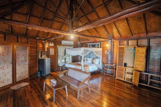 Teakwood Villa, Sea View