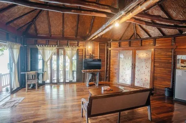 Teakwood Villa, Sea View