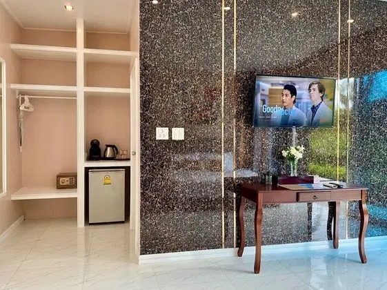 Deluxe Tek Büyük Yataklı Oda, 1 Çift Kişilik Yatak, Bahçe Manzaralı