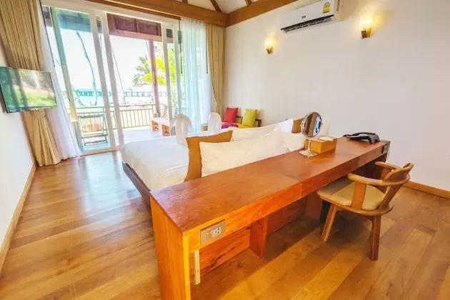 Beach Front Deluxe Villa