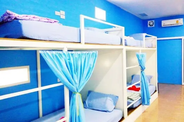 10-Bed Mixed Dormitory