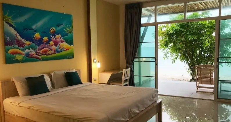 Beachfront Terrace Room