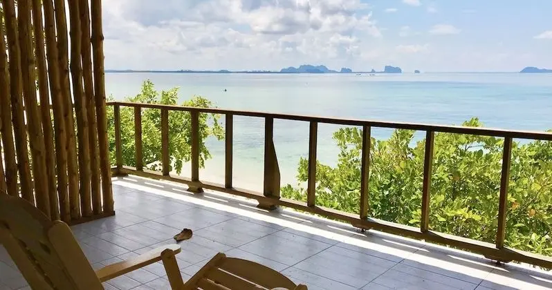 Beachfront Terrace Room