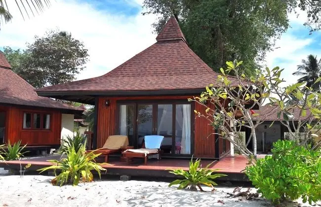 Beachfront Villa 1st row
