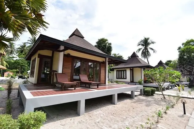 Beachfront Family Villa 1st row
