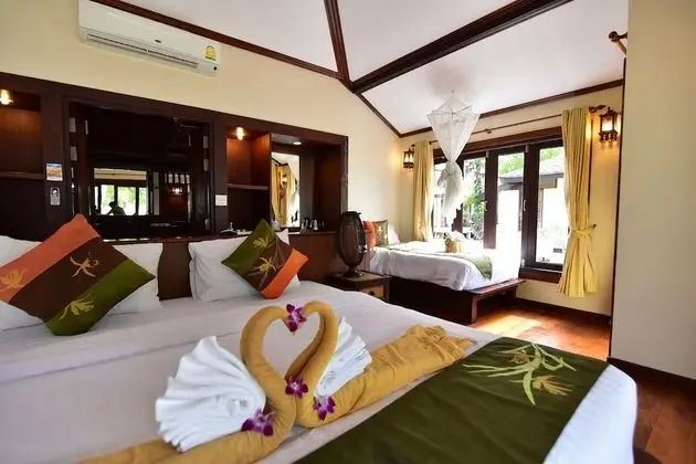 Beachfront Family Villa 1st row