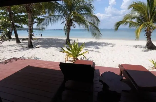 Beachfront Family Villa 1st row