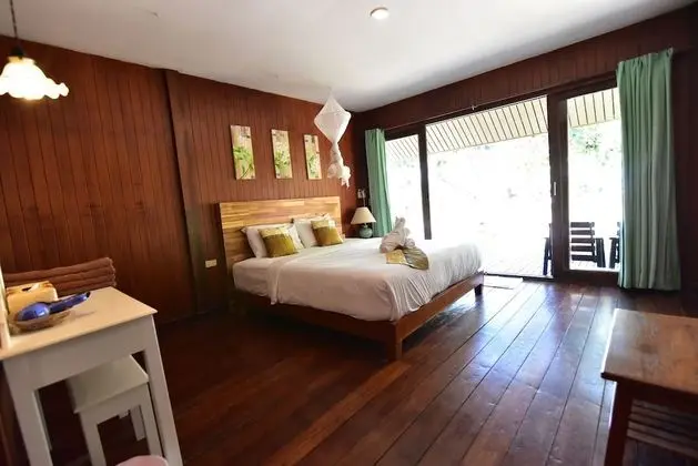 Oriental Beachfront Bungalow