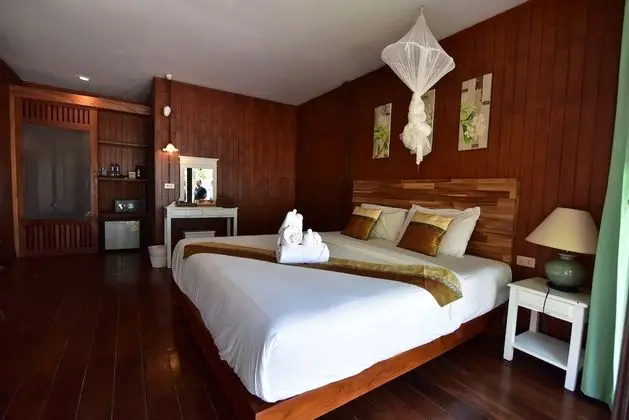 Oriental Beachfront Bungalow