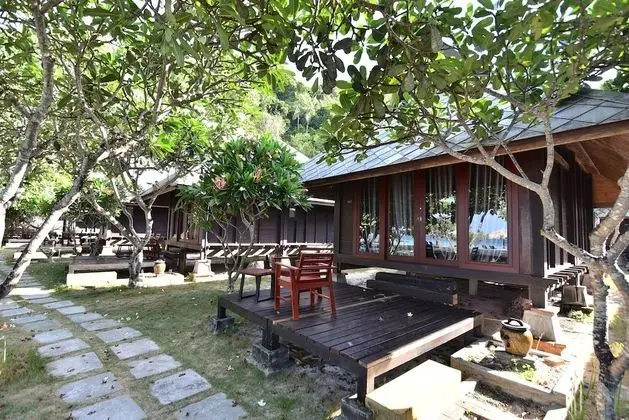 Oriental Beachfront Bungalow