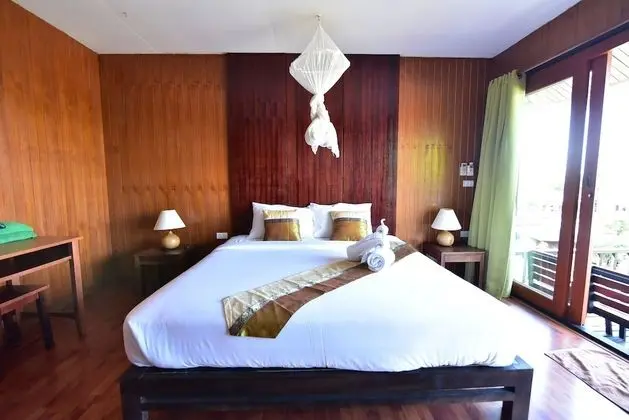 Tropical Seaview Bungalow