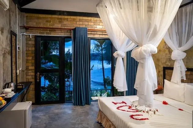 Deluxe Tek Büyük Yataklı Oda, Okyanus Manzaralı