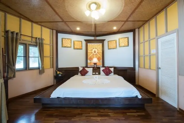 Deluxe Kır Evi, Plaj Kenarı
