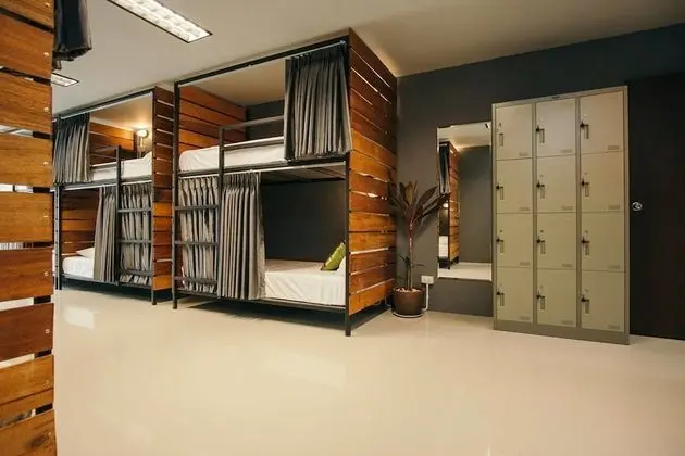12-Bed Mixed Dormitory With Shared Bathroom