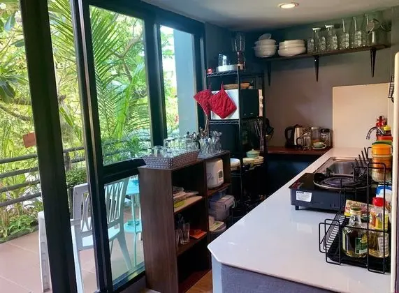 12-Bed Mixed Dormitory With Shared Bathroom
