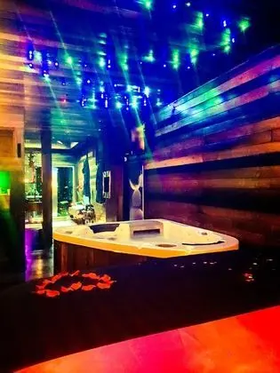 Luxury Tek Büyük Yataklı Oda (Riad)