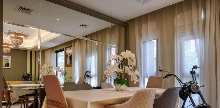 Deluxe Sıra Ev