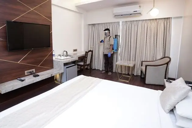 Deluxe Tek Büyük Yataklı Oda