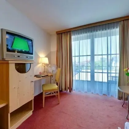 Tek Büyük veya İki Ayrı Yataklı Oda