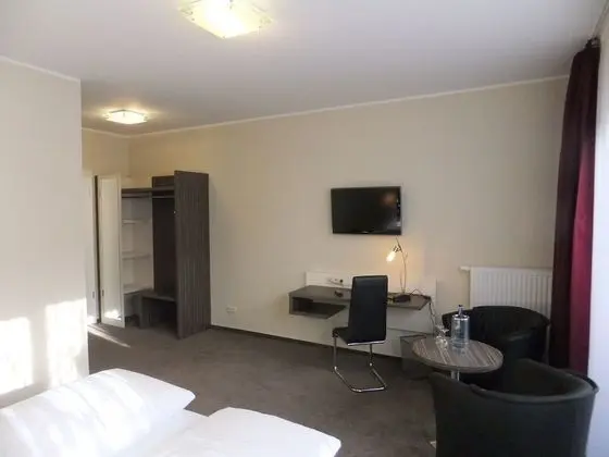 Tek Büyük Yataklı Oda (Gästehaus)