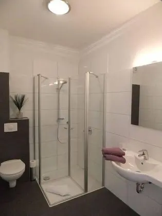 Tek Büyük Yataklı Oda (Gästehaus)