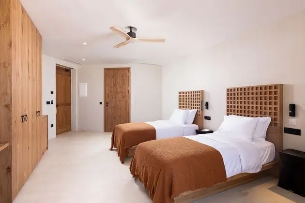 Cave Junior Suite Sea View