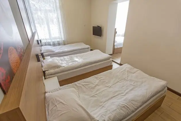 Family Tek Büyük Yataklı Oda
