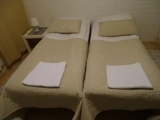 Üç Kişilik Oda, Ortak Banyo