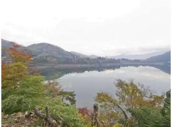 Basic Oda, Birden Çok Yatak, Sigara İçilebilir, Göl Manzaralı (Japanese Style)