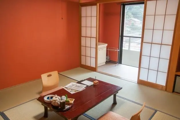 Traditional Dört Kişilik Oda, Ortak Banyo (Japanese Style)