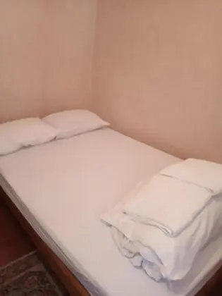 Standard Tek Büyük veya İki Ayrı Yataklı Oda, 1 Çift Kişilik veya 2 Tek Kişilik Yatak