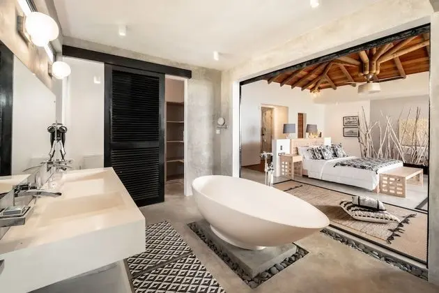 Classic Villa